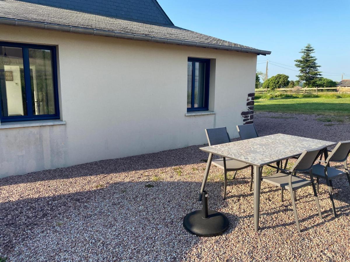 L'Ote De Brekilien Vila Saint-Malon-sur-Mel Exterior foto