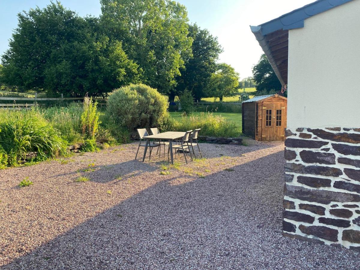 L'Ote De Brekilien Vila Saint-Malon-sur-Mel Exterior foto